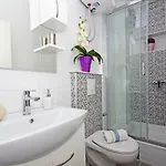 Nikola Apartman *