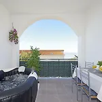 Nikola * Makarska